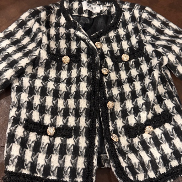 Lola and the Boys black and white houndstooth skirt suit. Worn once! Size 6/7 - Picture 2 of 4